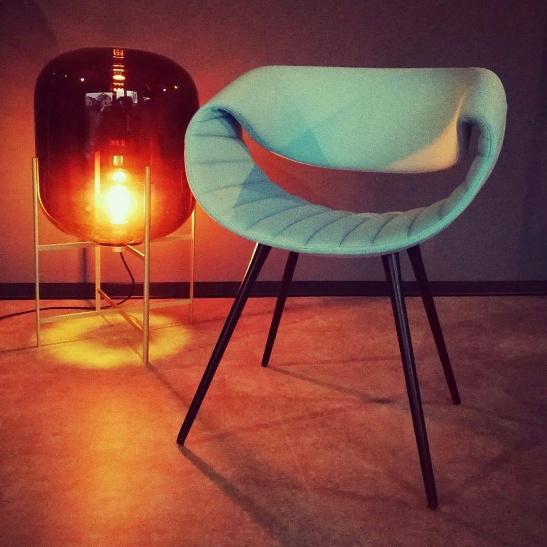 Liorivelia industriel gulvlampe i glas