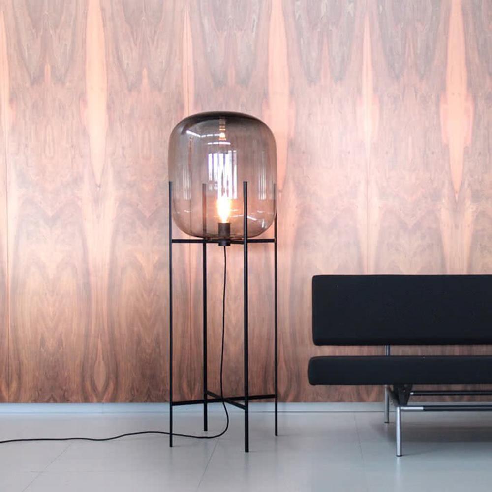 Liorivelia industriel gulvlampe i glas