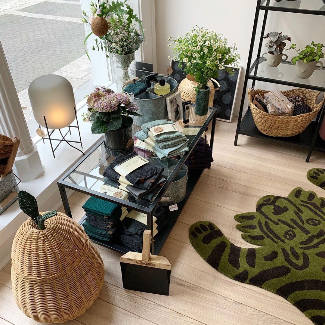 Liorivelia industriel gulvlampe i glas