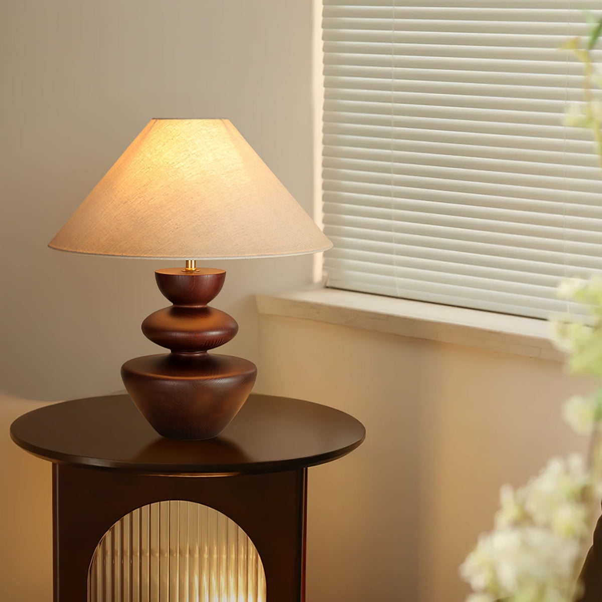Joanne vintage-bordlampe i træ