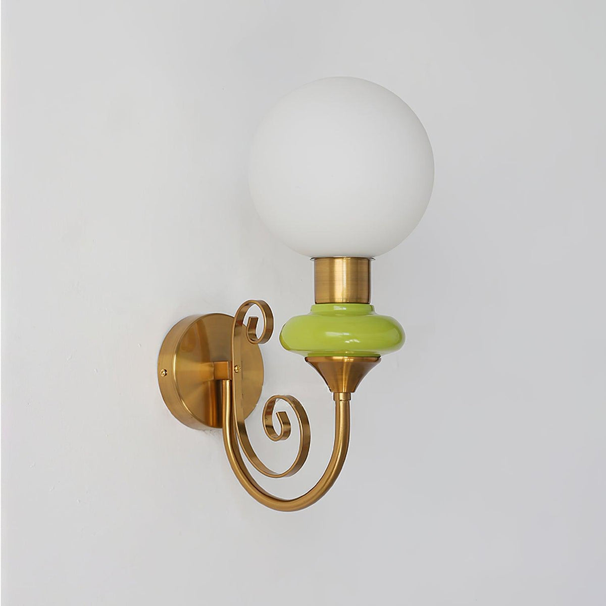 Teriearia vägglampa