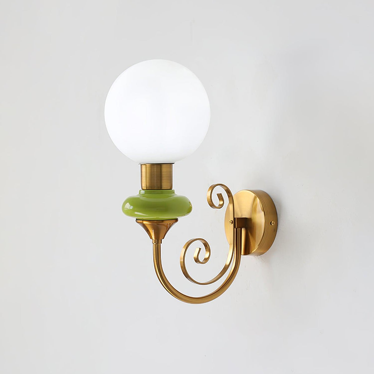 Teriearia vägglampa