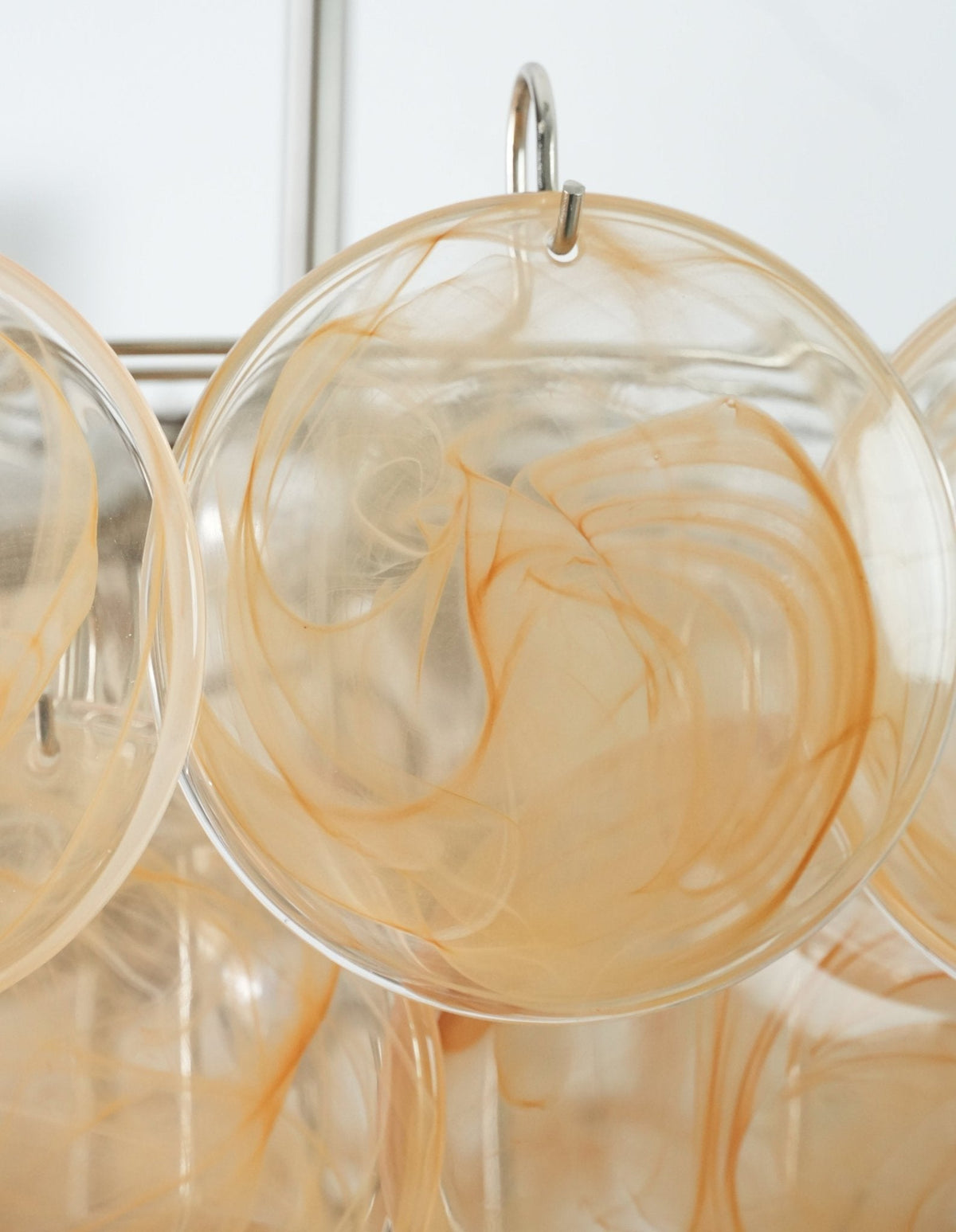 Celisira lysekrone med skive af Murano-glas i klassisk stil