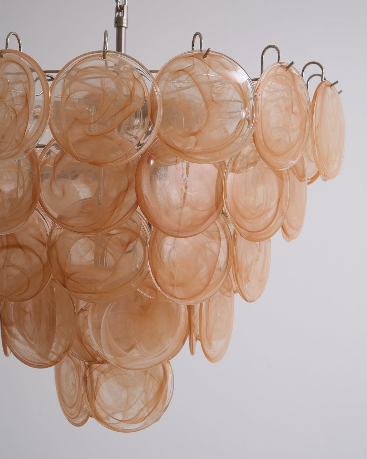 Celisira lysekrone med skive af Murano-glas i klassisk stil