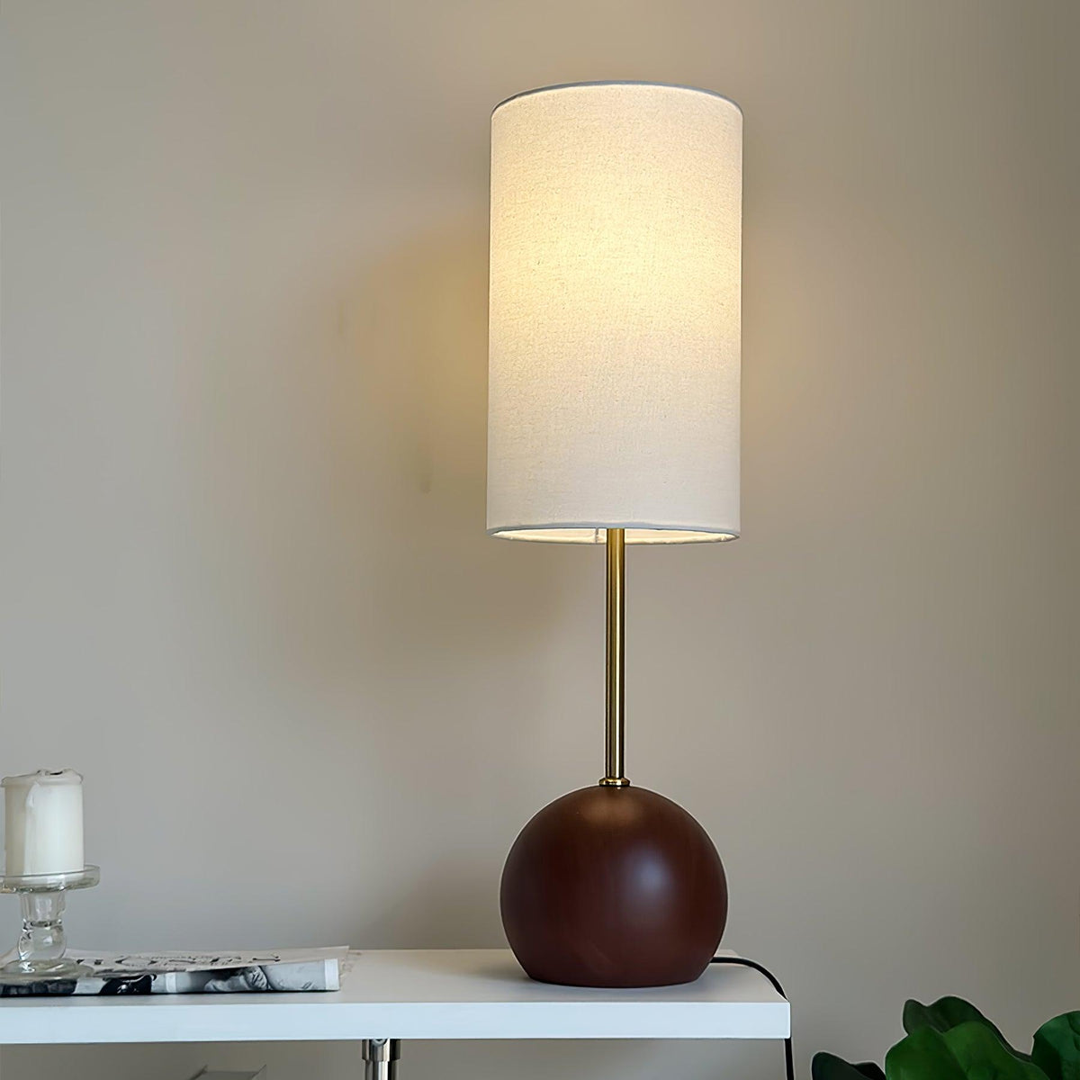 Sylivira bordlampe med trækugle