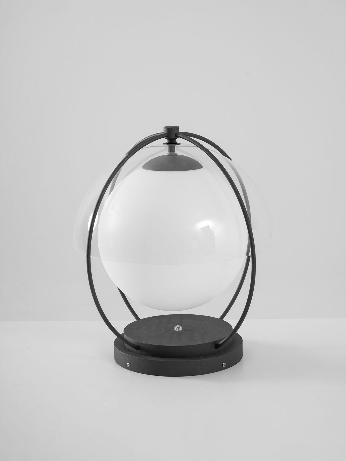 Orbital hnattlaga útiborðlampi