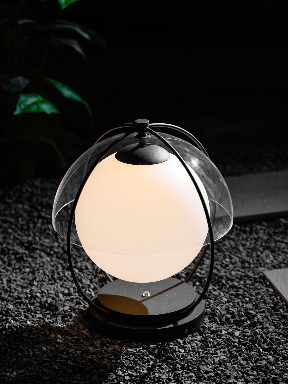 Orbital hnattlaga útiborðlampi