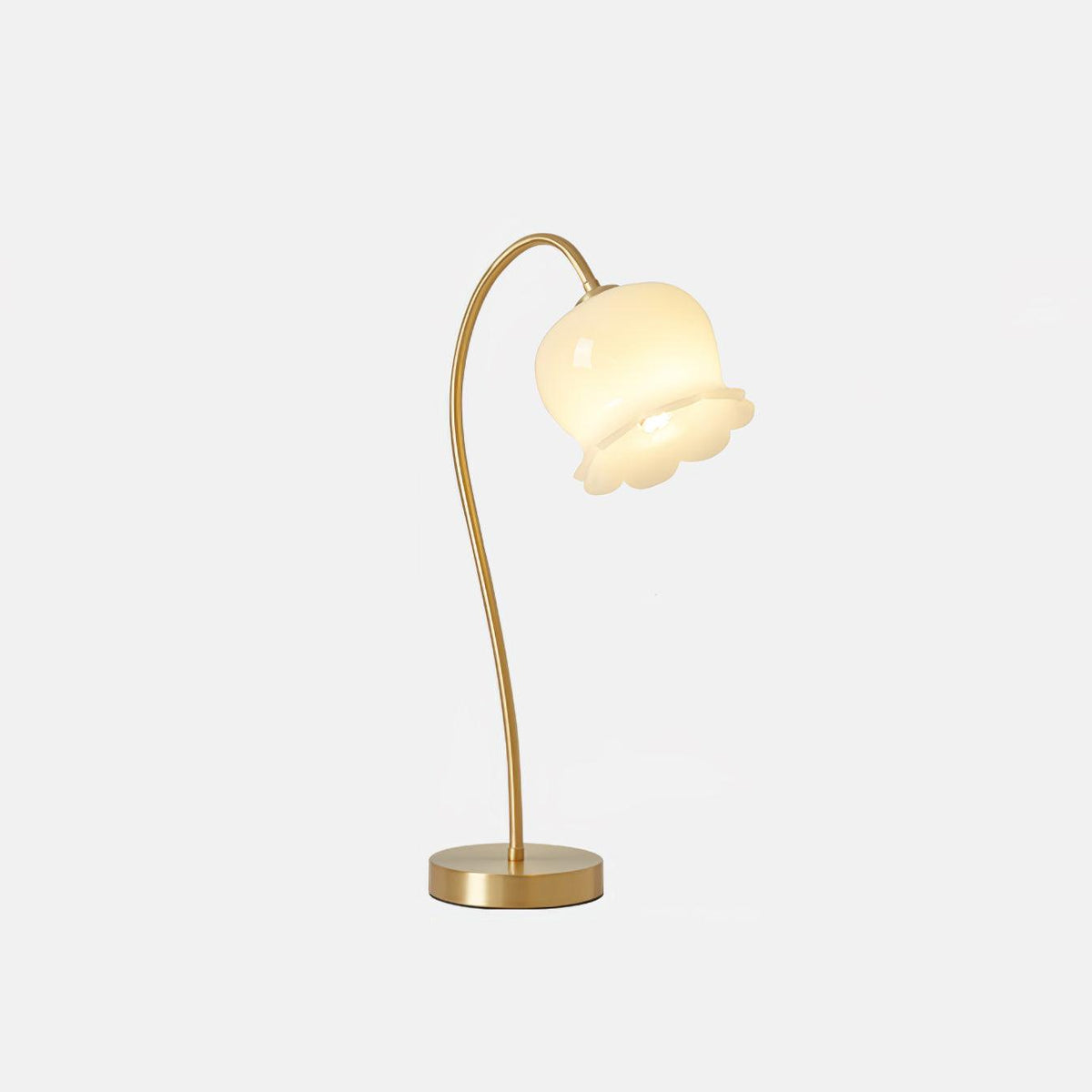 Candeeiro de mesa vintage em latão Calvor