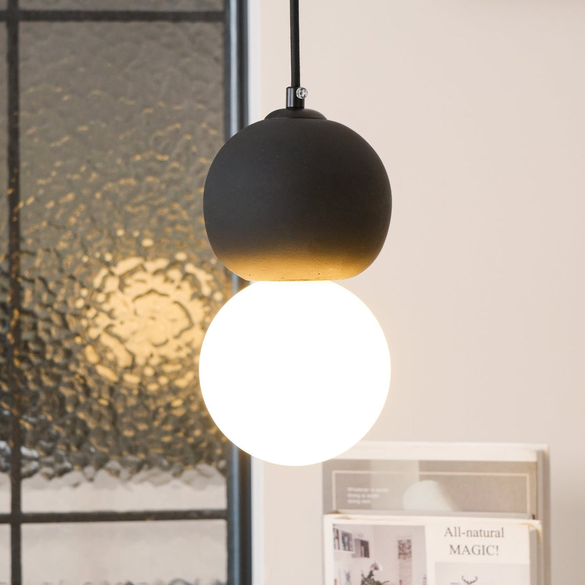 Joss minimalistisk pendellampe i cement