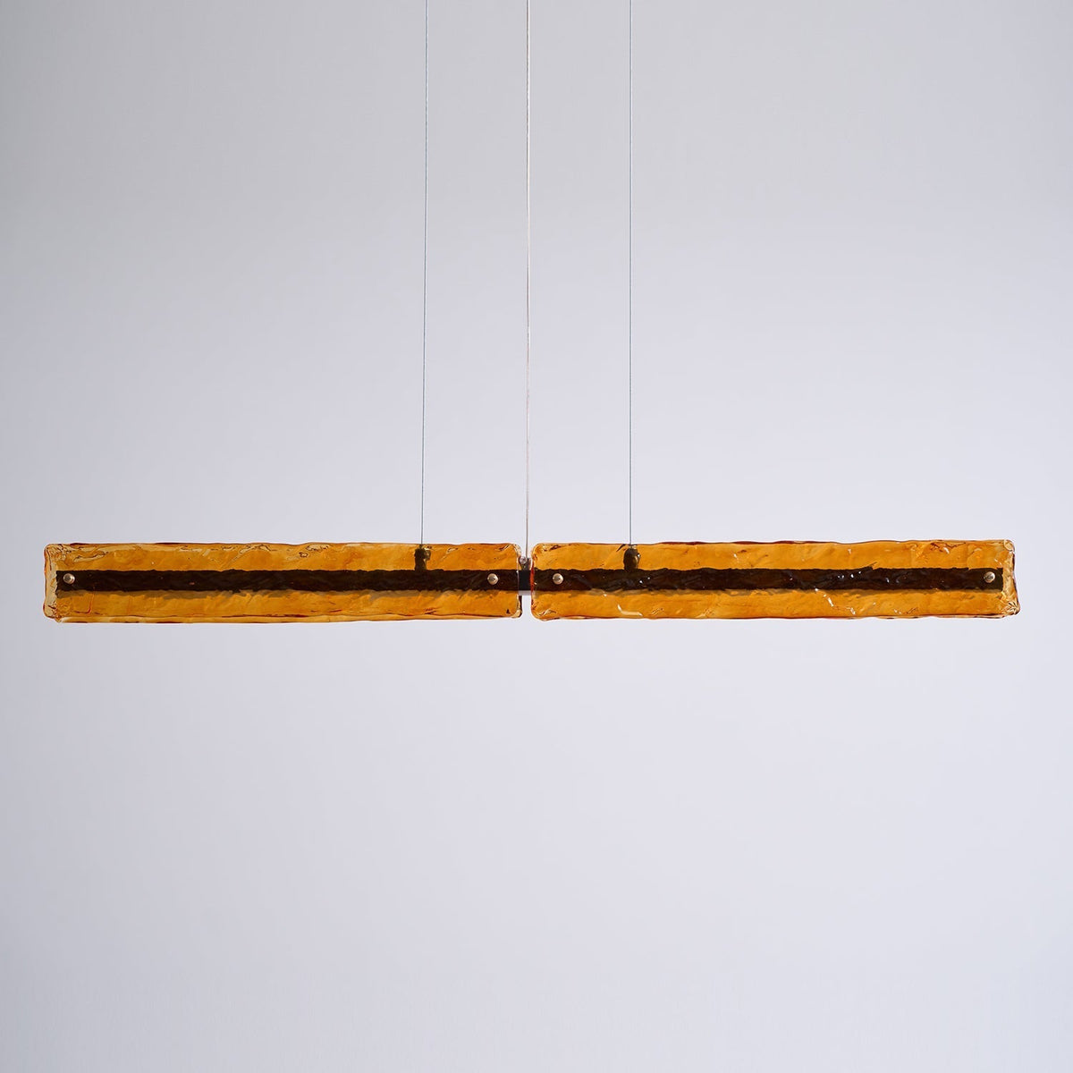 Avnorira modern minimalistisk linjär pendellampa i glas för köksö