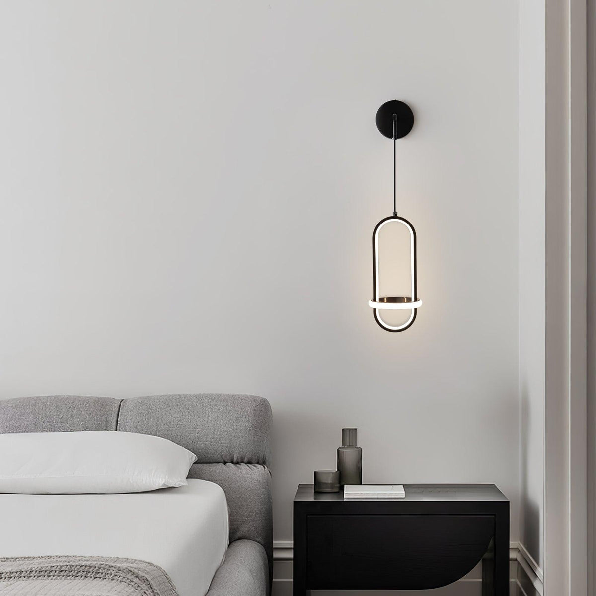 Aplique de parede oval Vivianne moderno e minimalista em latão
