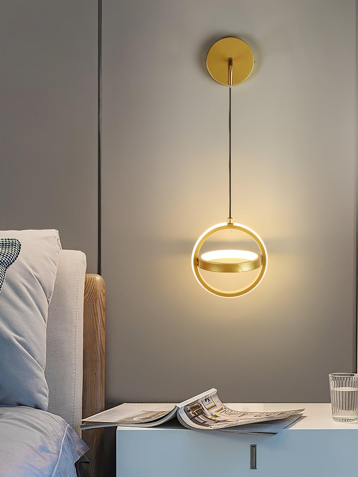 Aplique de parede oval Vivianne moderno e minimalista em latão
