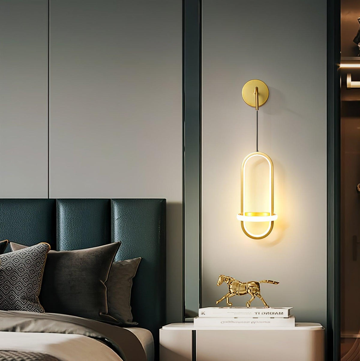Aplique de parede oval Vivianne moderno e minimalista em latão