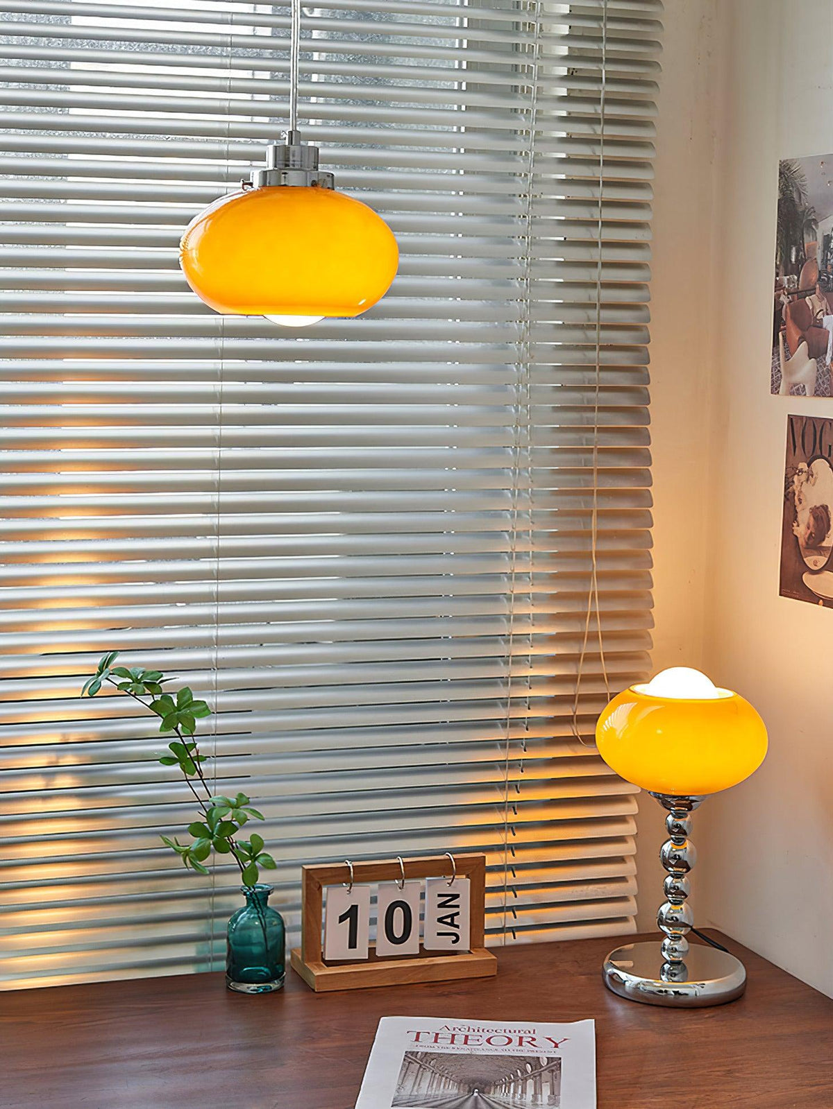 Lioruira modern bordslampa