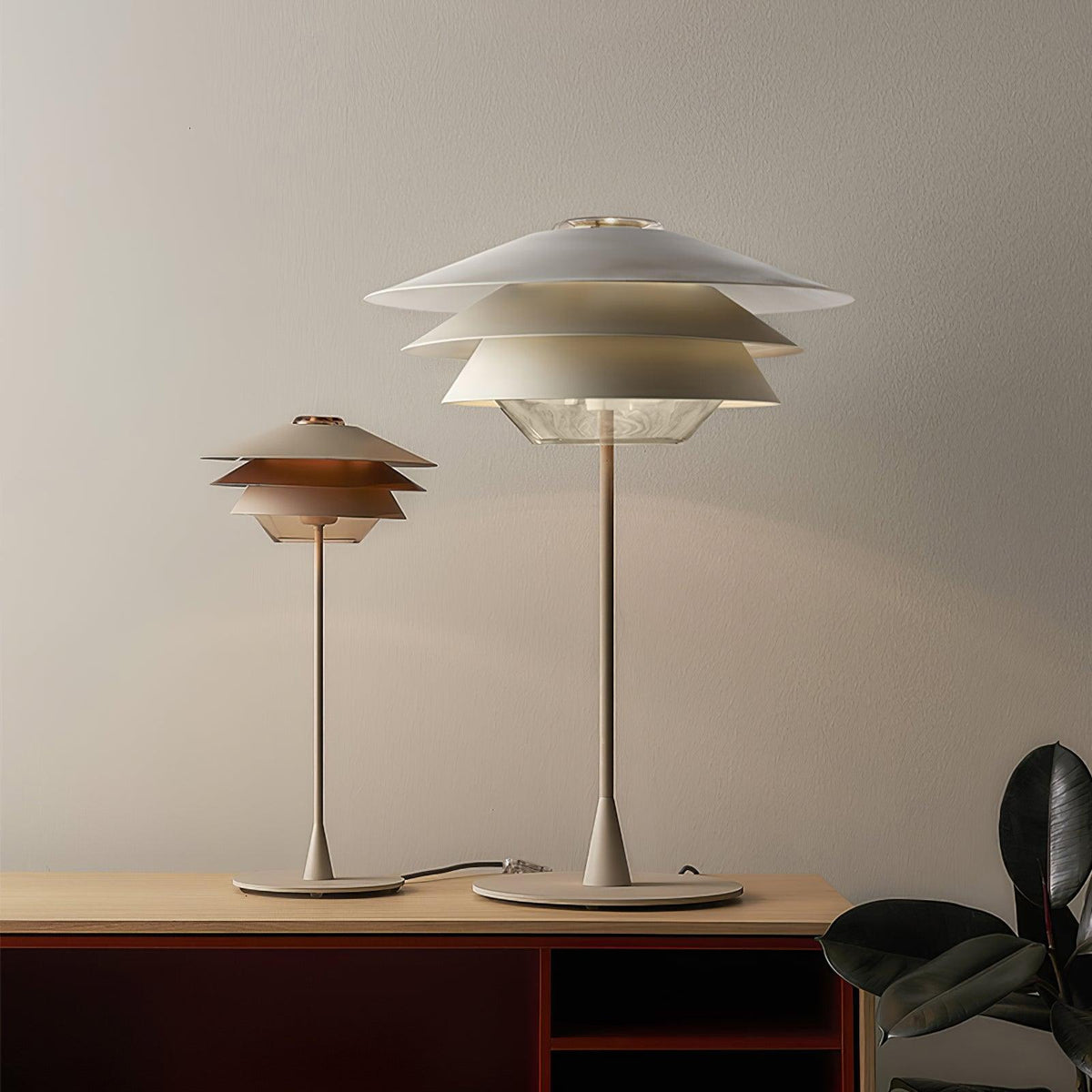 Cayden moderne bordlampe