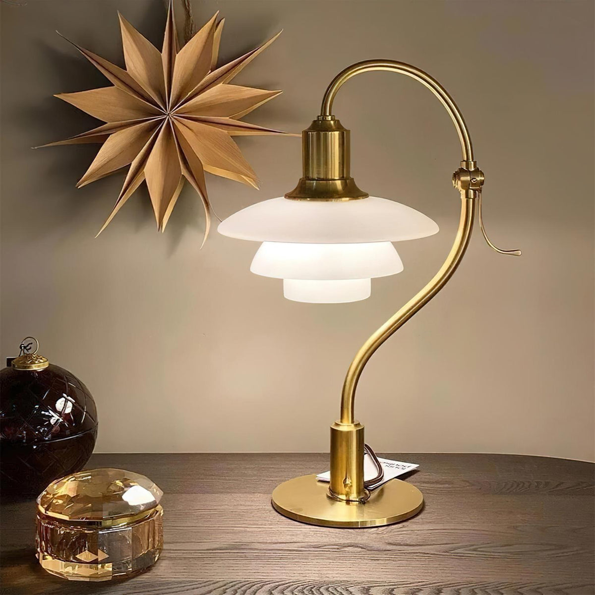 Viraanelia-bordlampe