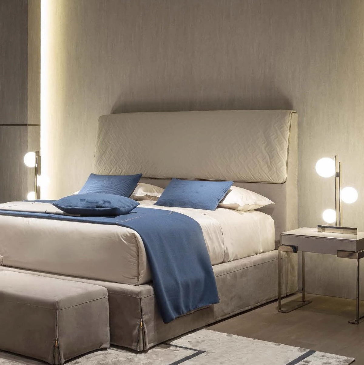 Luma moderne bordlampe i glas