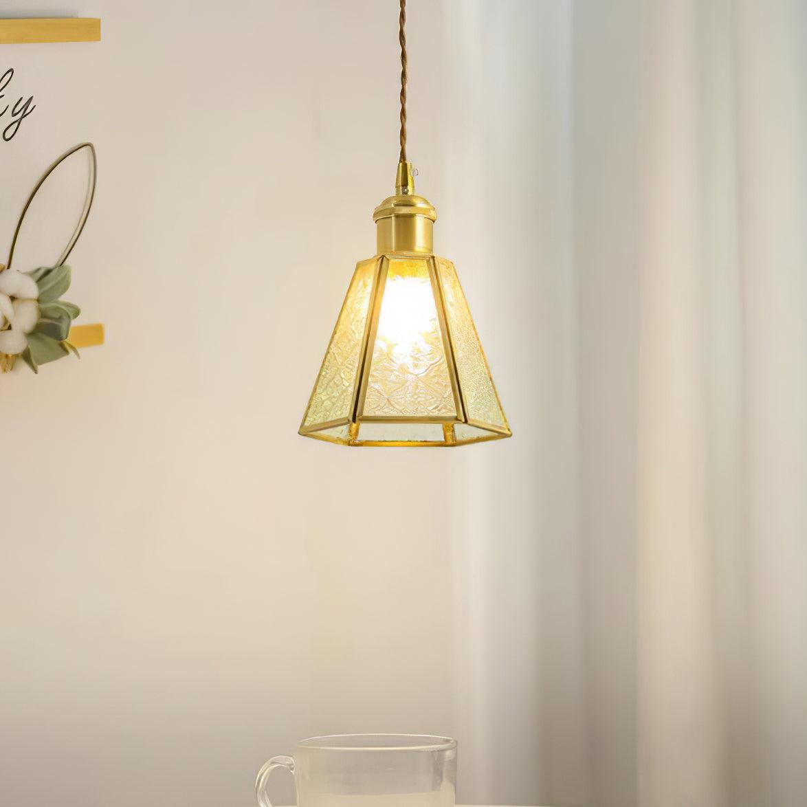 Candeeiro pendente elegante de latão e vidro Arvane