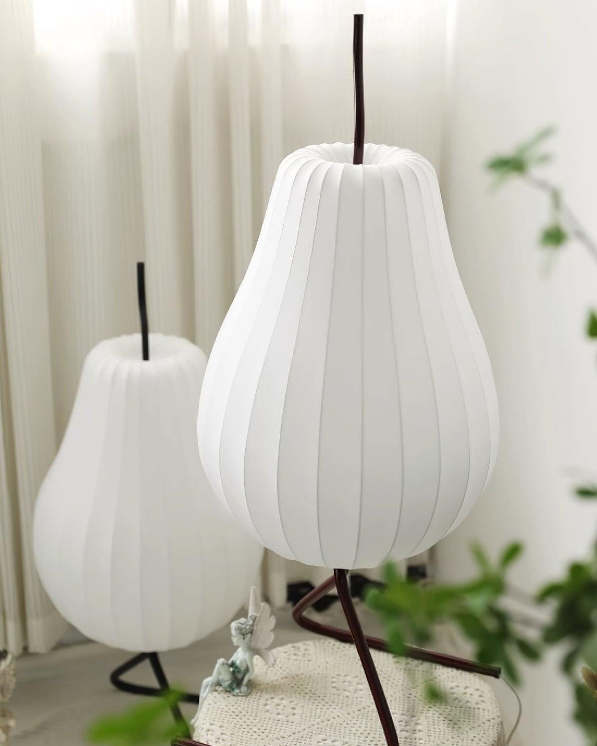 Calerielle minimalistisk pæreformet gulvlampe
