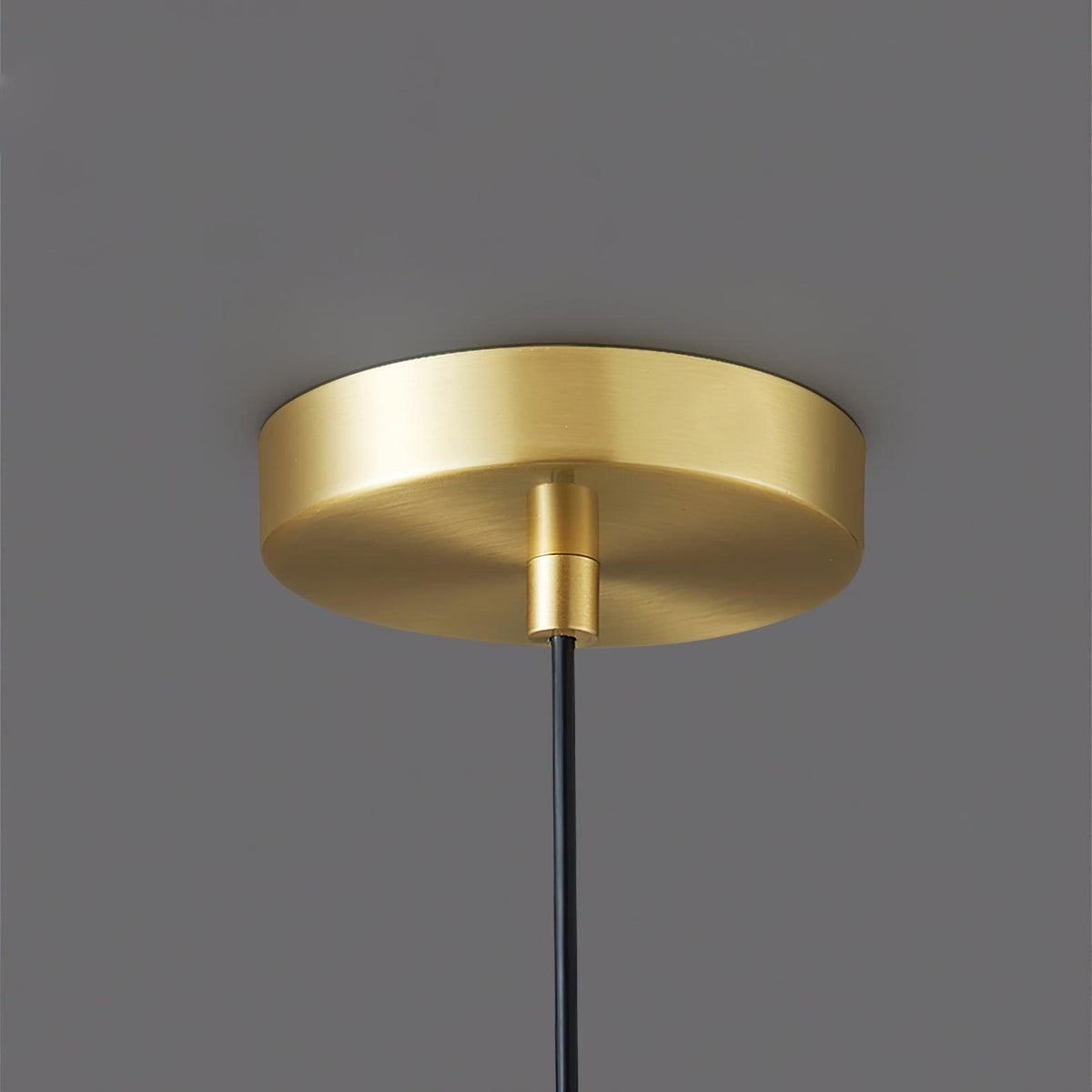 Droplet moderne pendellampe i messing