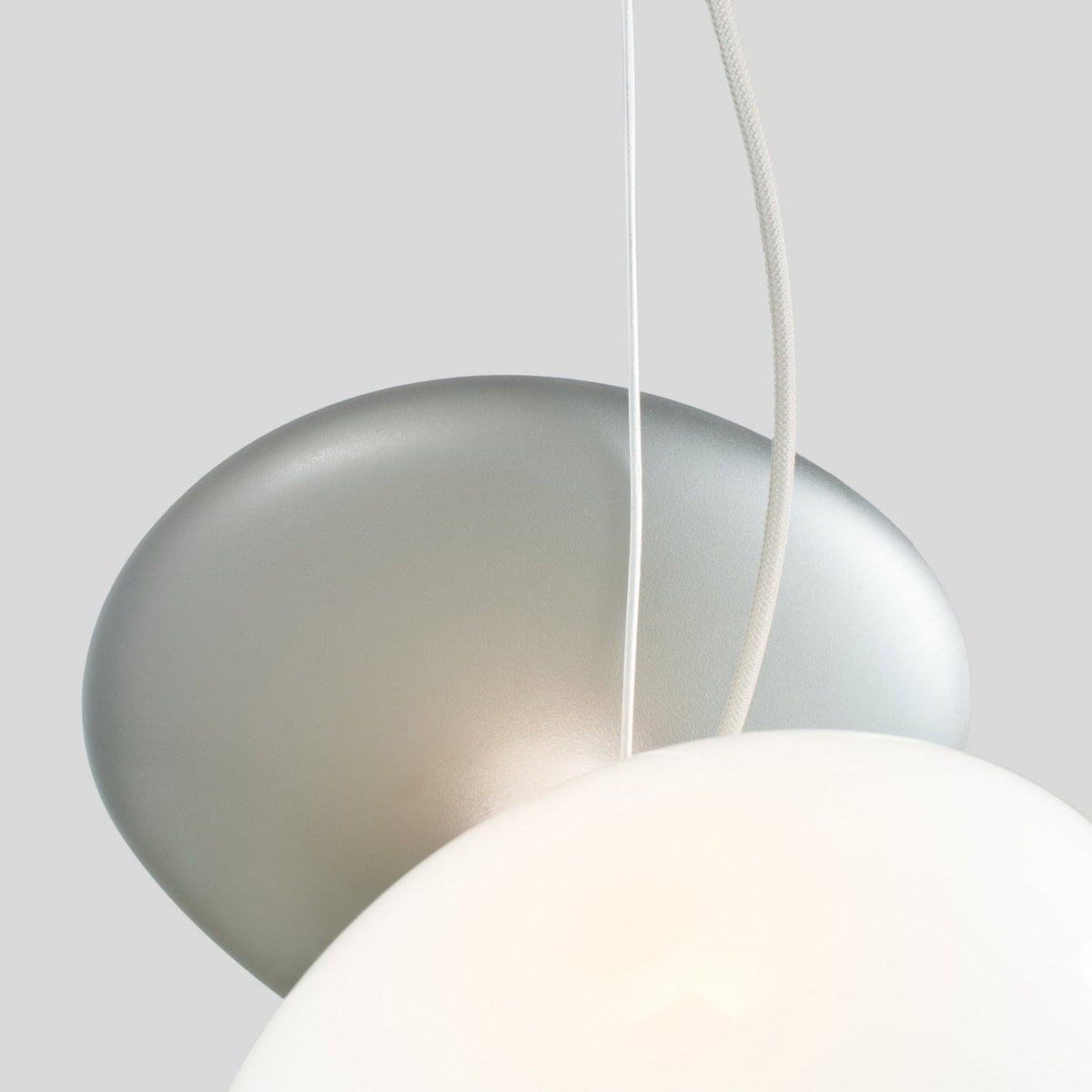 Nivelle Translucent Frosted Glass -riippuvalaisin