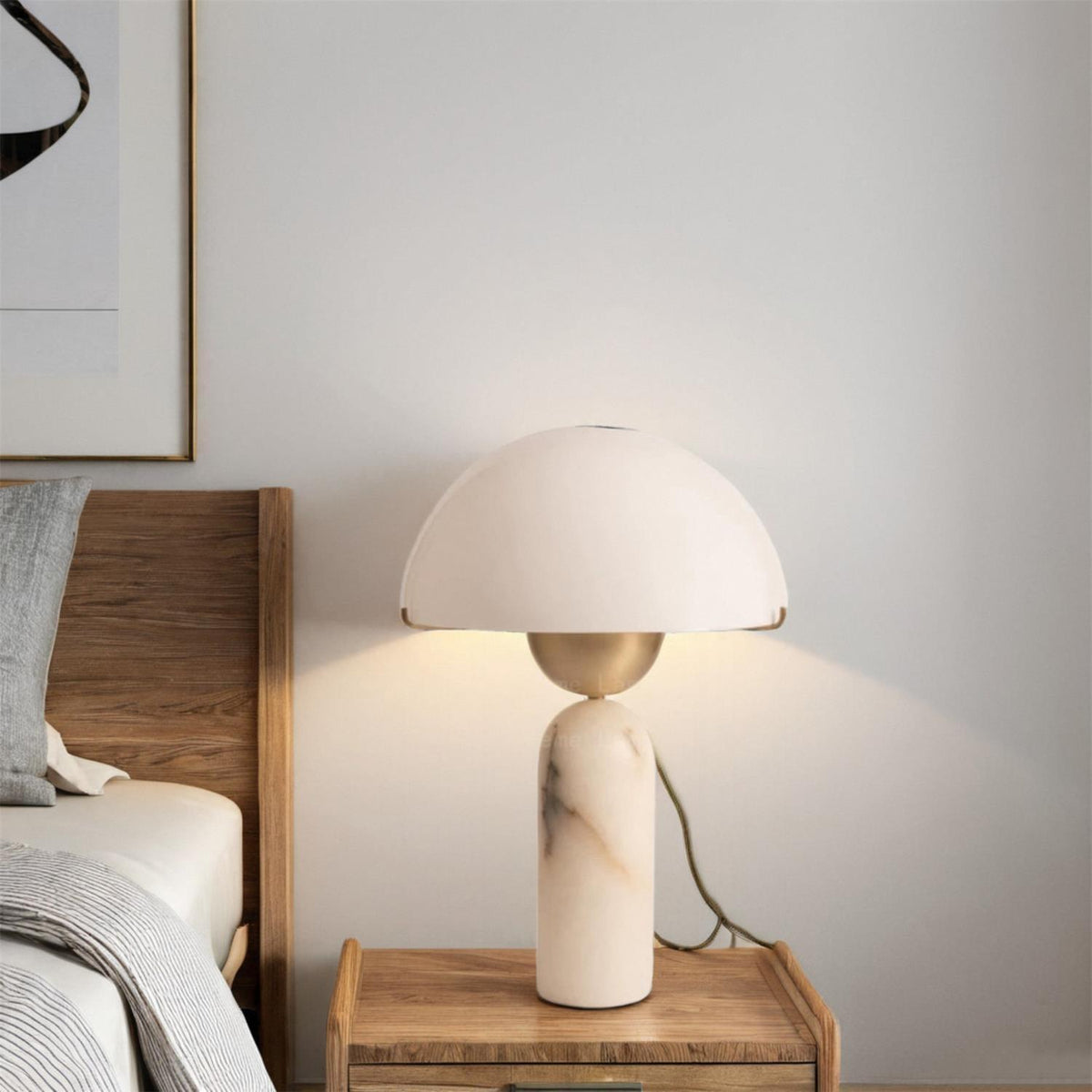 Tirixon bordslampa i alabaster