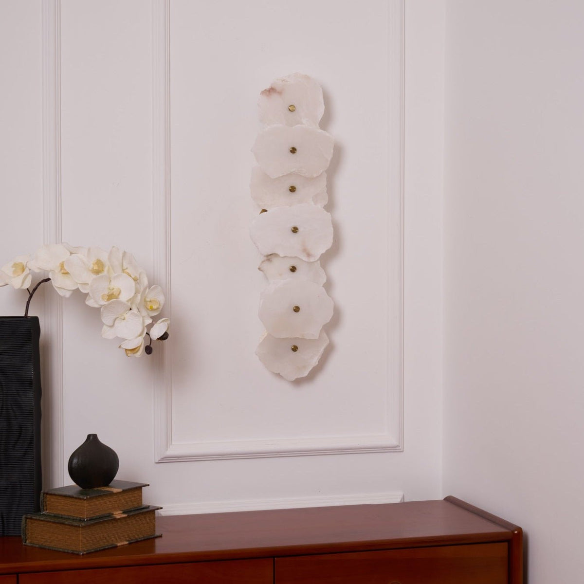 Alaeila blommig klustervägglampa i alabaster