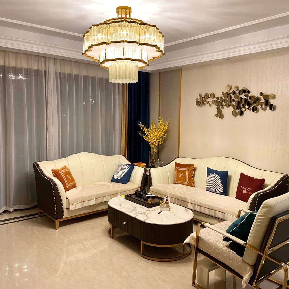 Candelabro Eirelaine em vidro dourado e preto