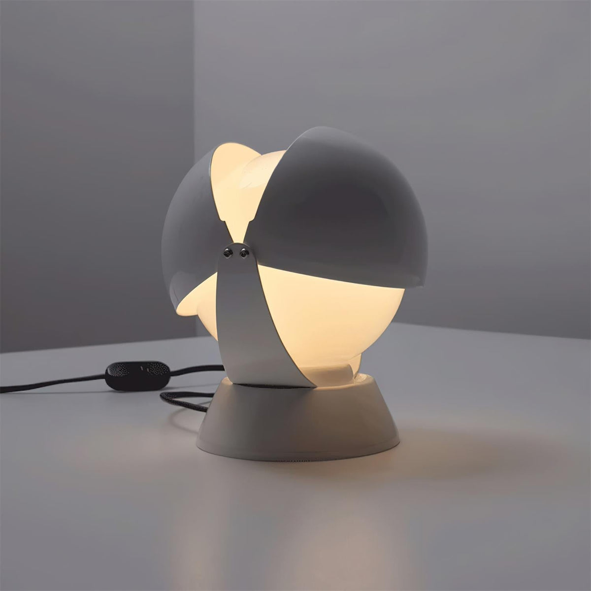 Sunel-bordlampe