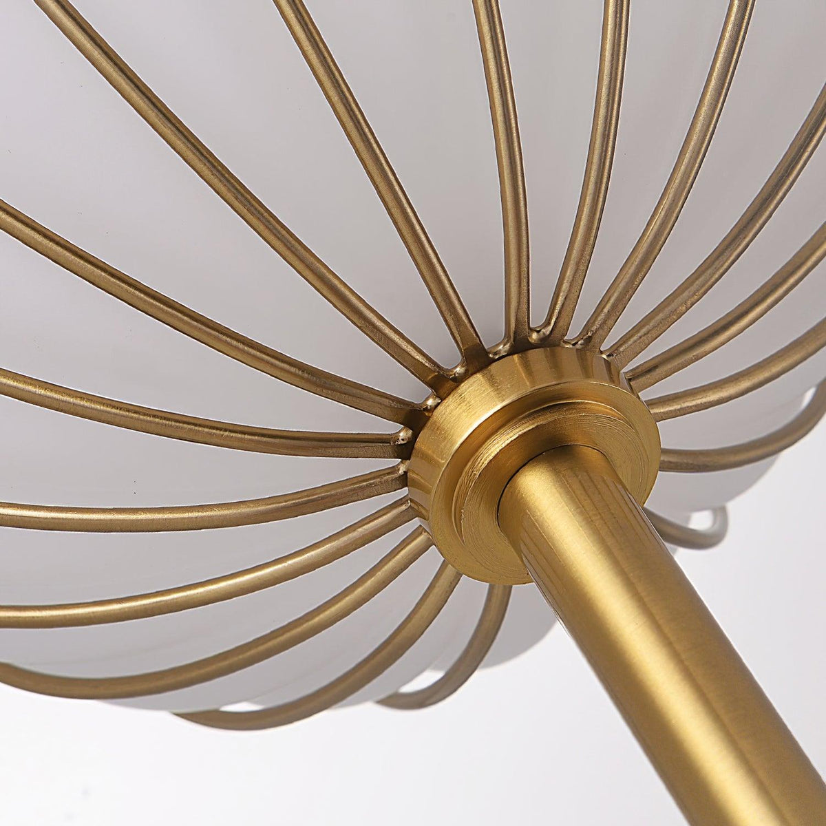 Moderne bordlampe Selelena