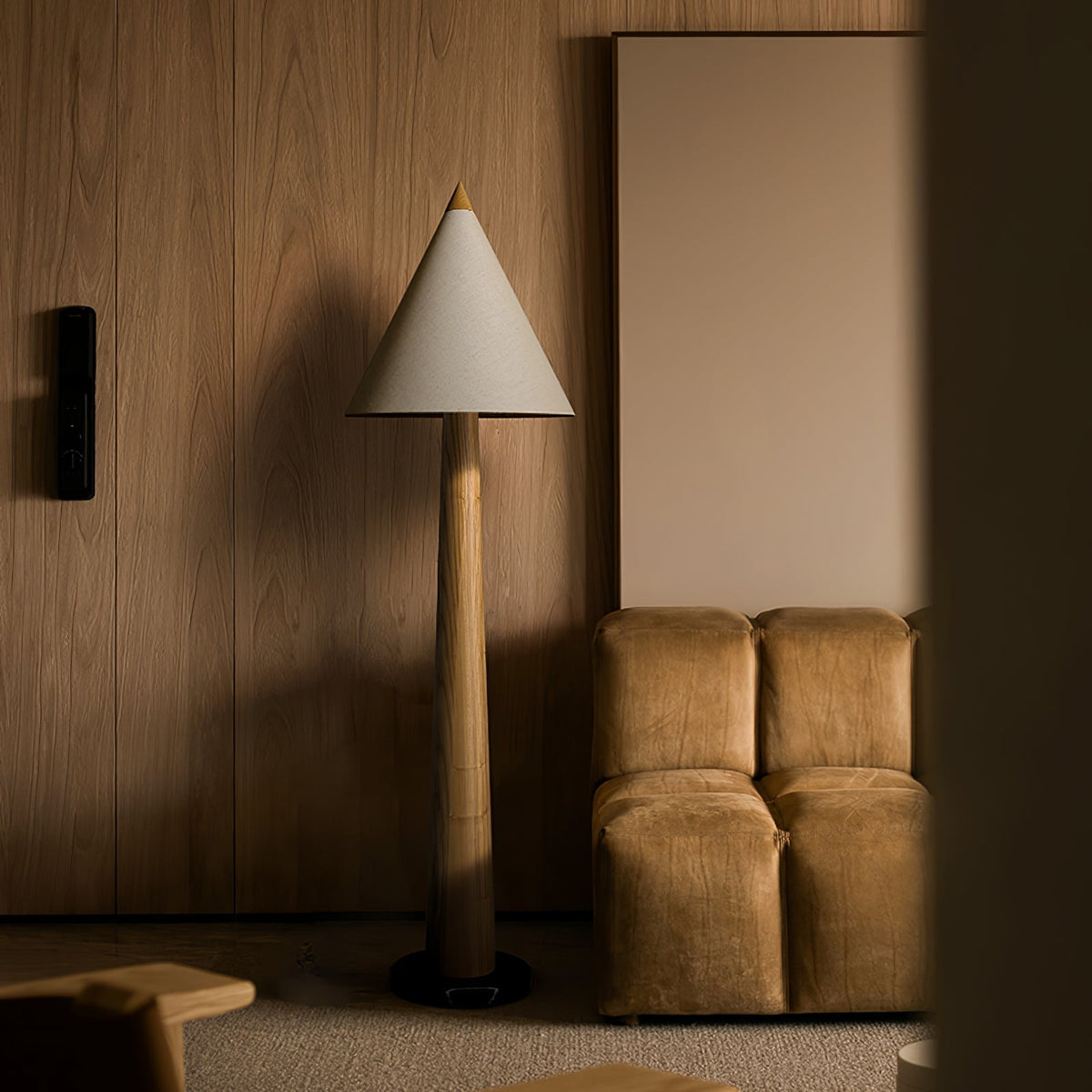 Aveneleria modern golvlampa