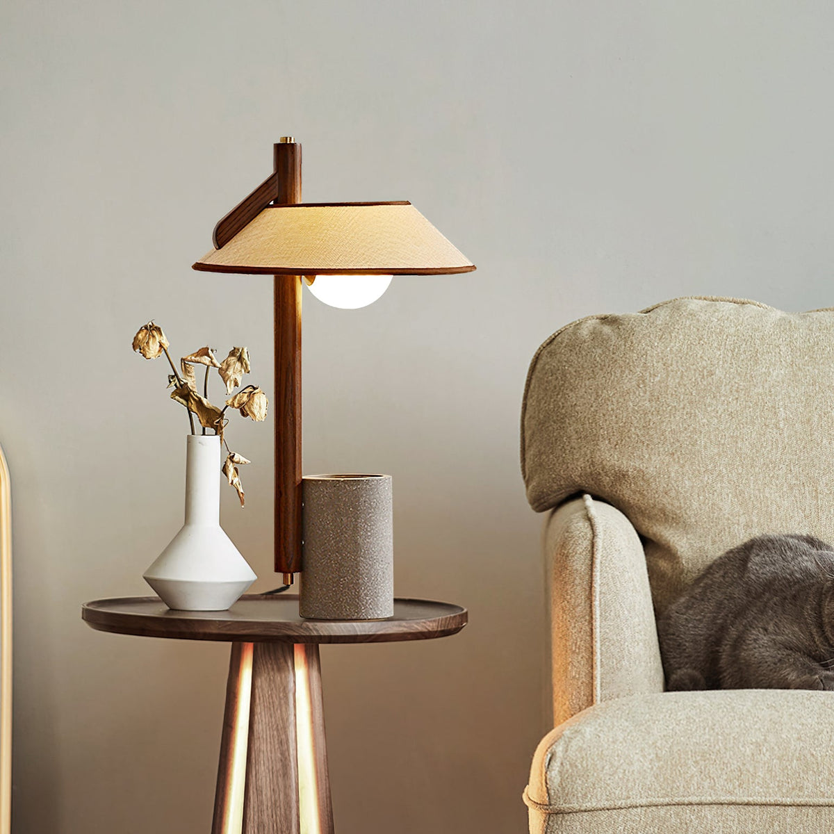 Damon minimalistisk bordlampe i træ