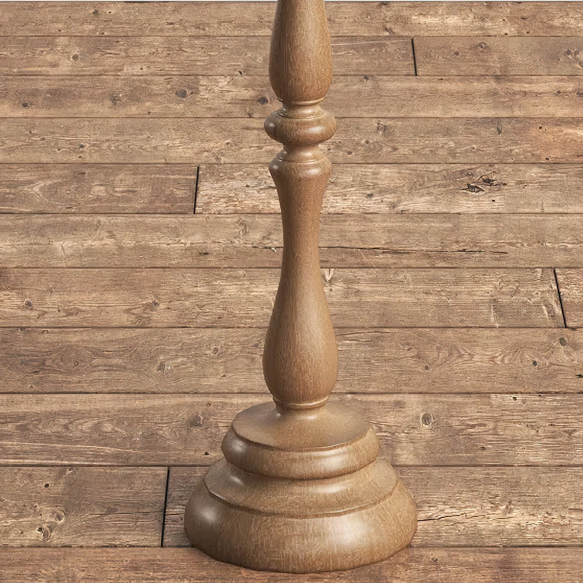 Steppy traditionel gulvlampe
