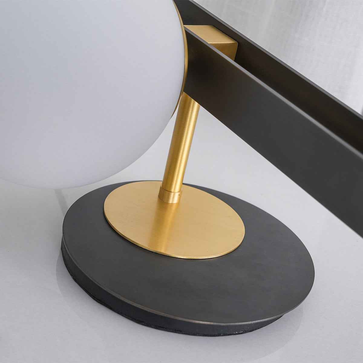 Veloella moderne glasbordlampe