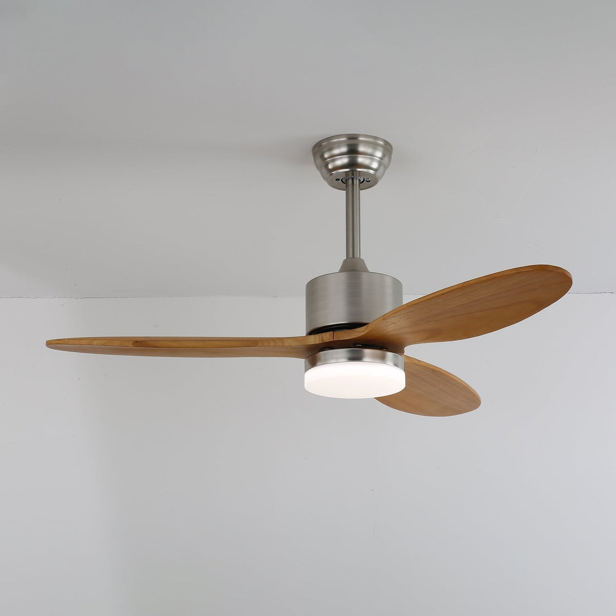Luz de teto minimalista com ventoinha em madeira Aldirella