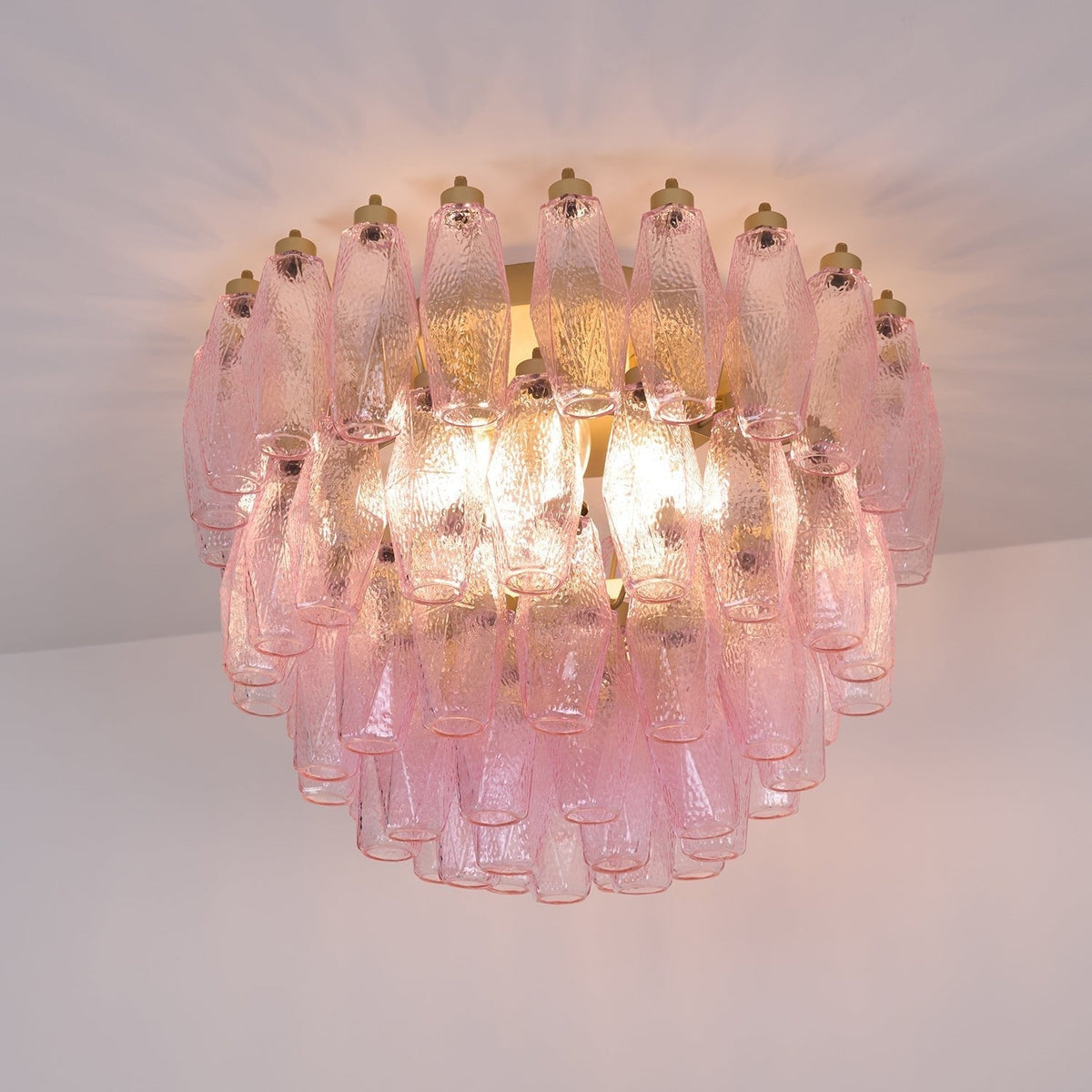 Candeeiro de teto Celelaya Poliedri em vidro Murano cor-de-rosa, em camadas e de montagem embutida