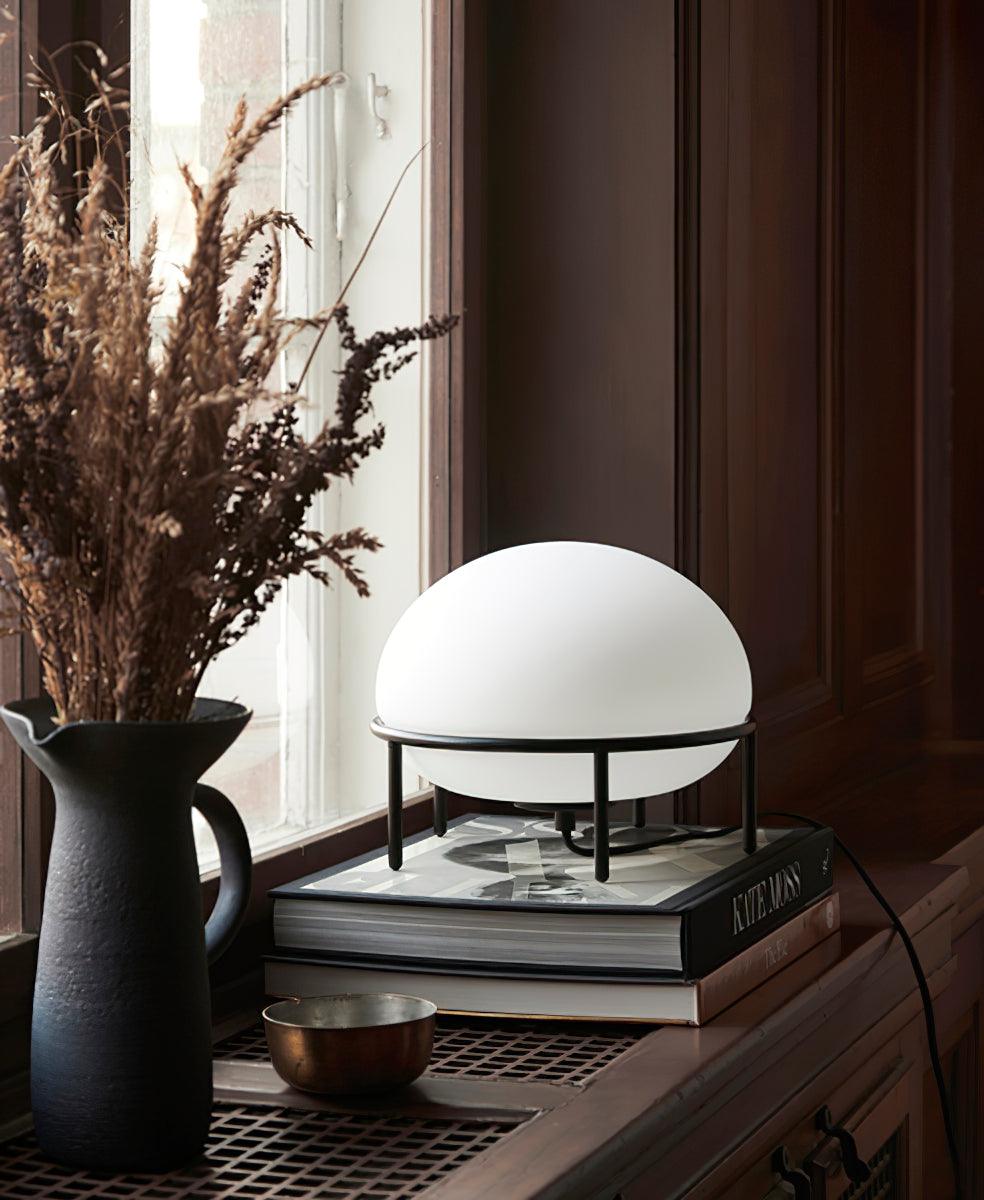 Celestia skulpturel bordlampe