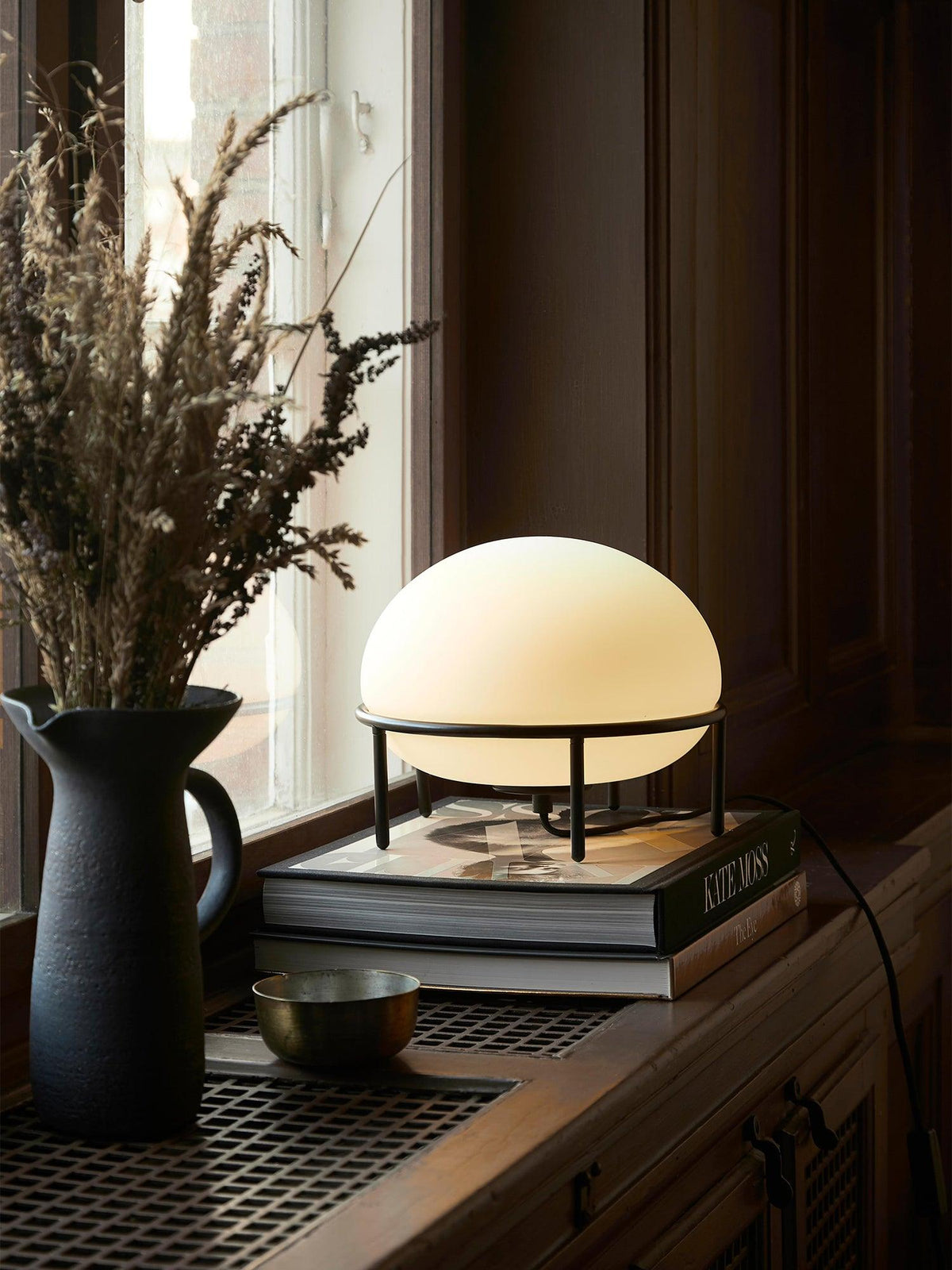 Celestia skulpturel bordlampe