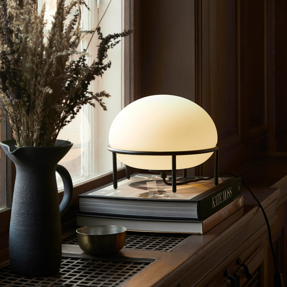 Celestia skulpturel bordlampe