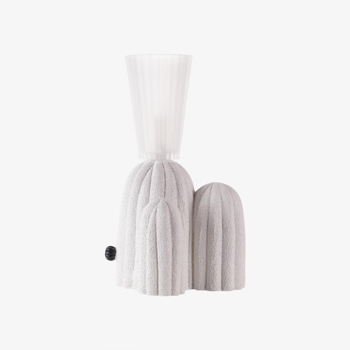 Soreny kunstnerisk bordlampe i resin