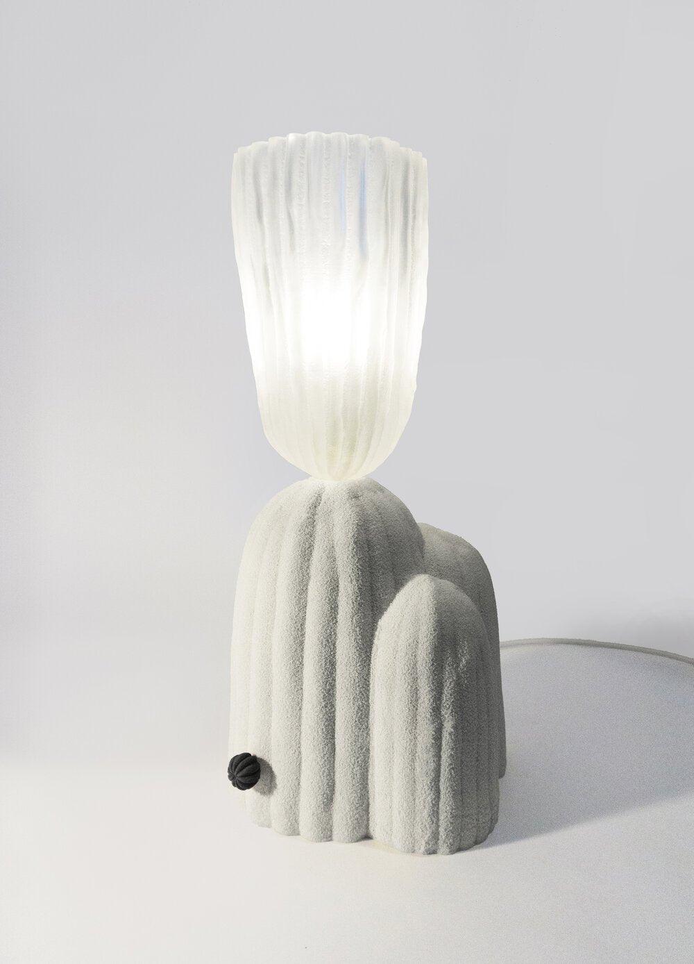 Soreny kunstnerisk bordlampe i resin