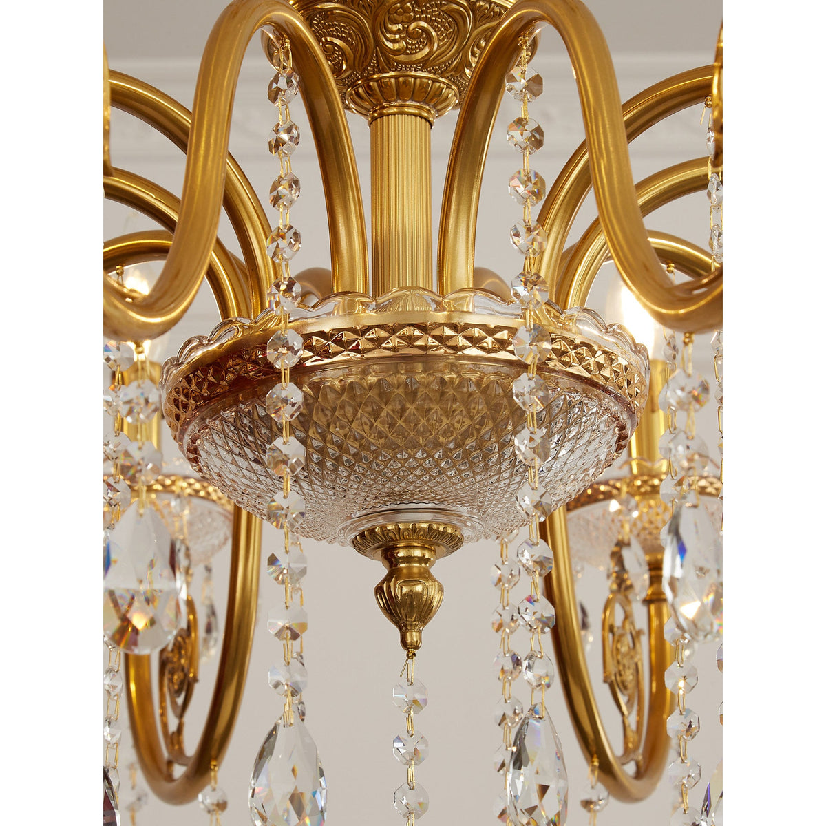 Tarrowick Astoria Chandelier