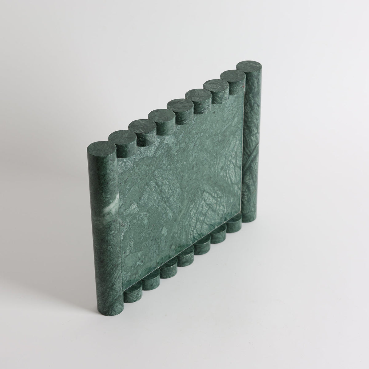 Tabuleiro Wave de mármore Casterhurst