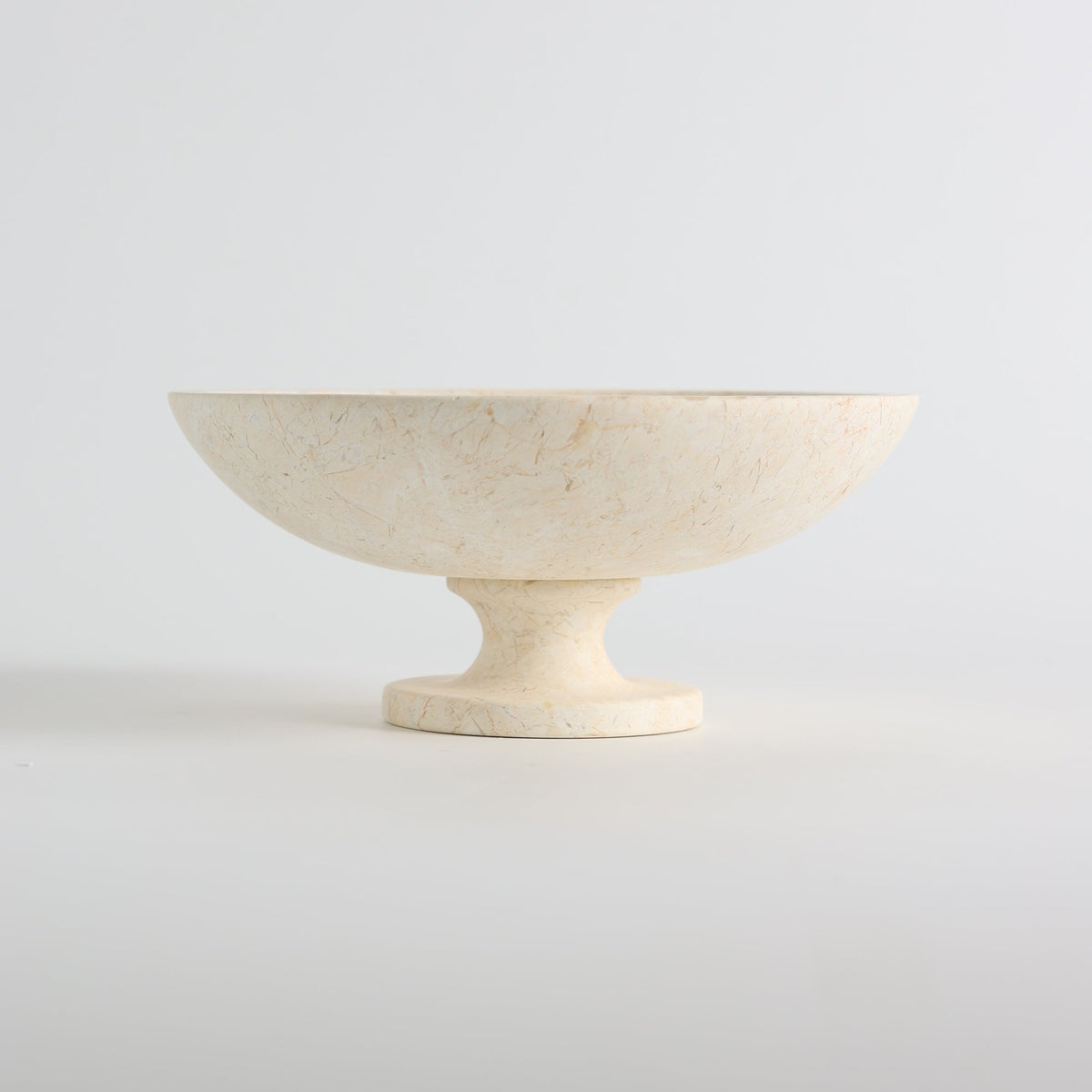 Taça de pedestal em pedra Ulvercombe