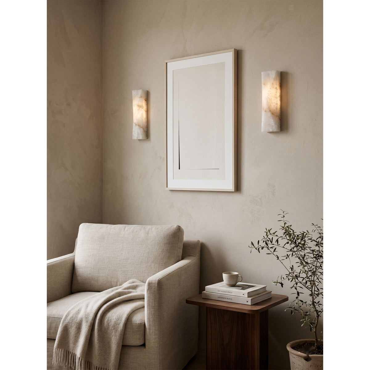 Aveninine Alabaster Wall Sconce
