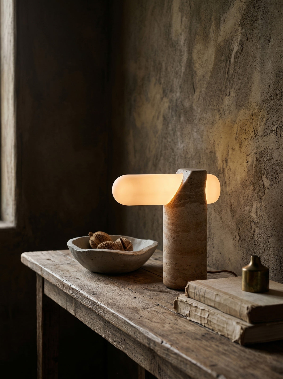 Marwen-travertinbordlampe