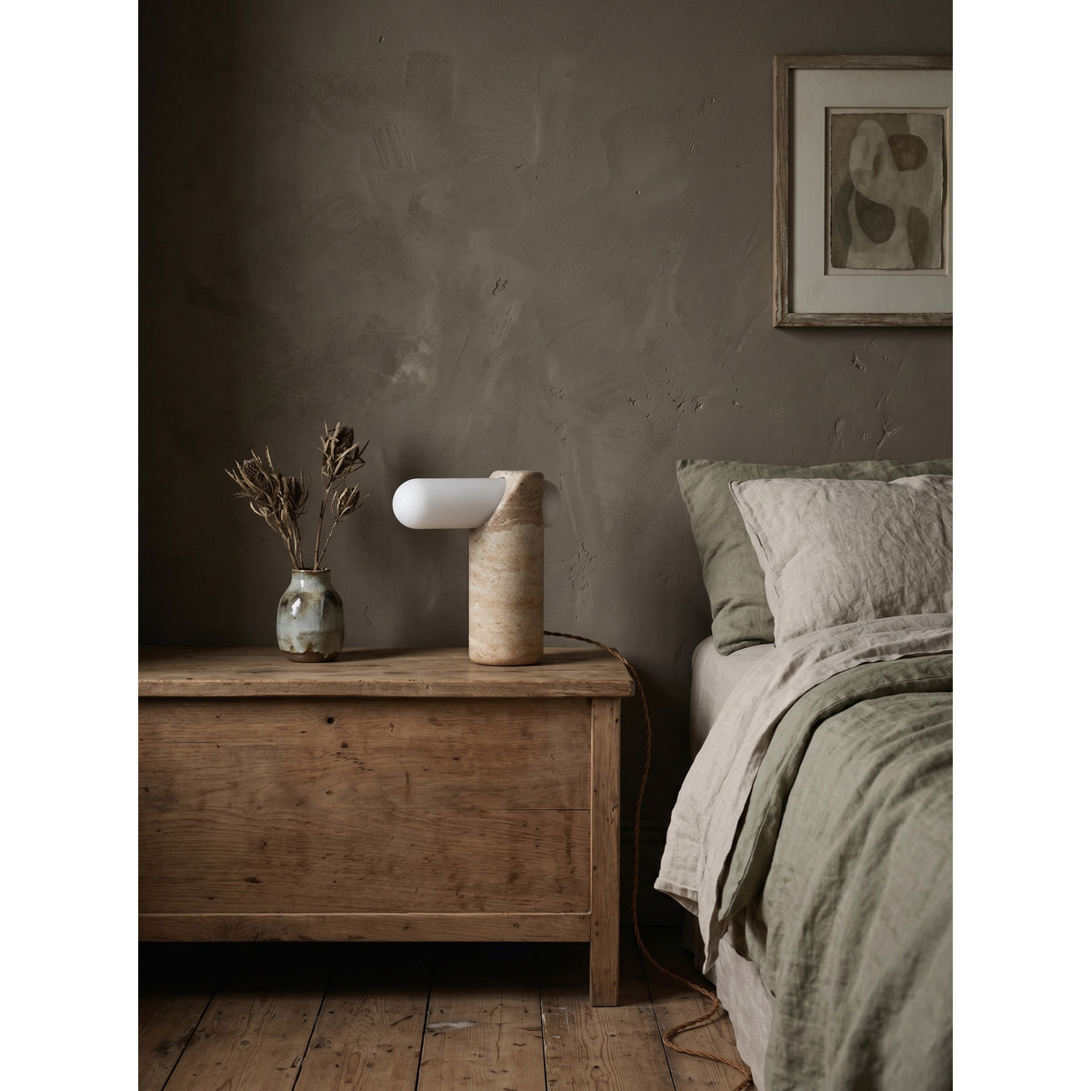 Marwen-travertinbordlampe