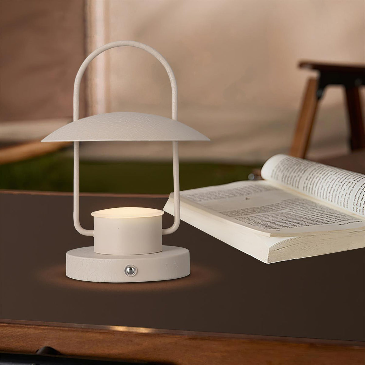 Solaran grå modern bordslampa