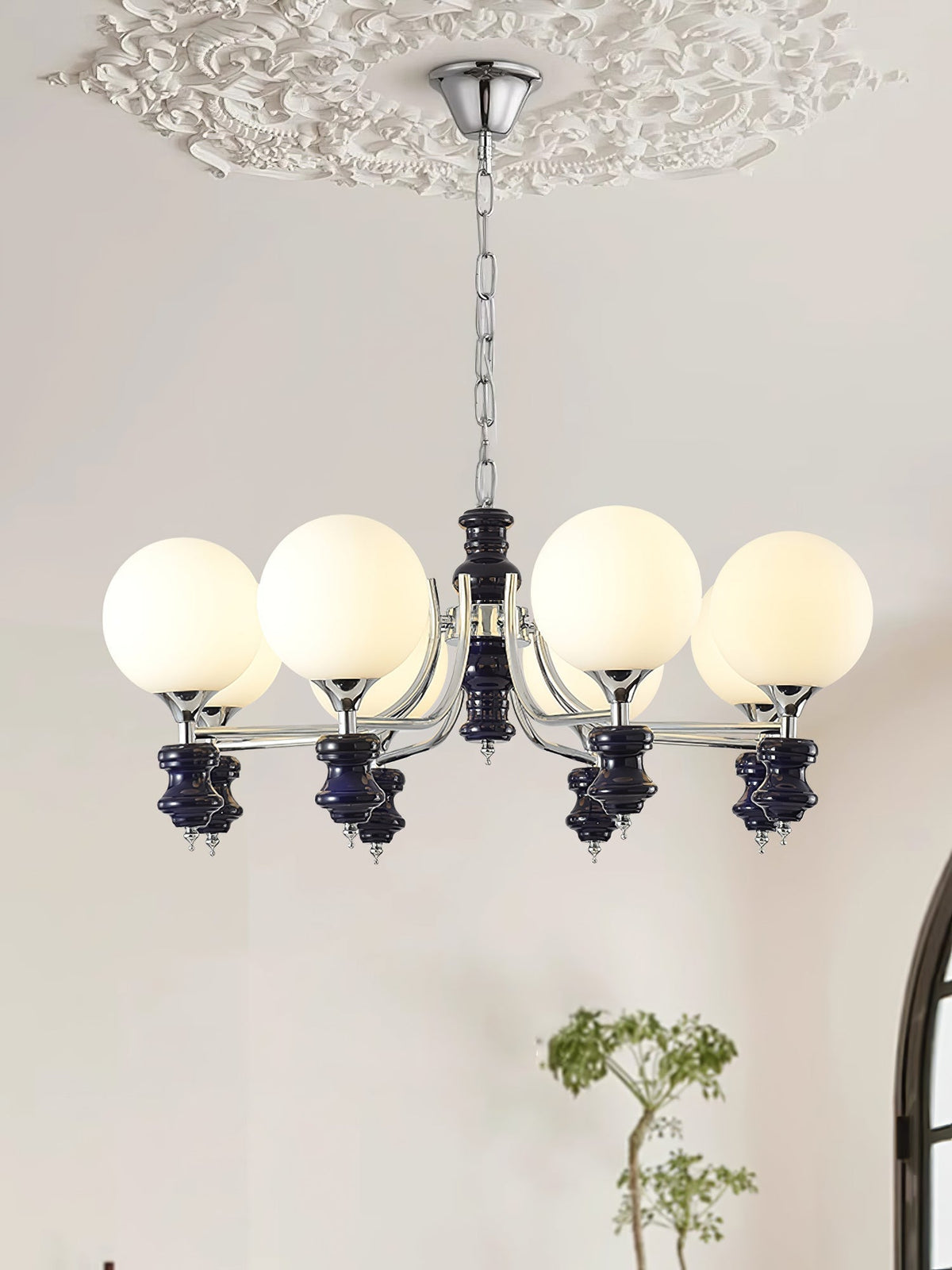Miraena regal kuglelysekrone i matteret glas