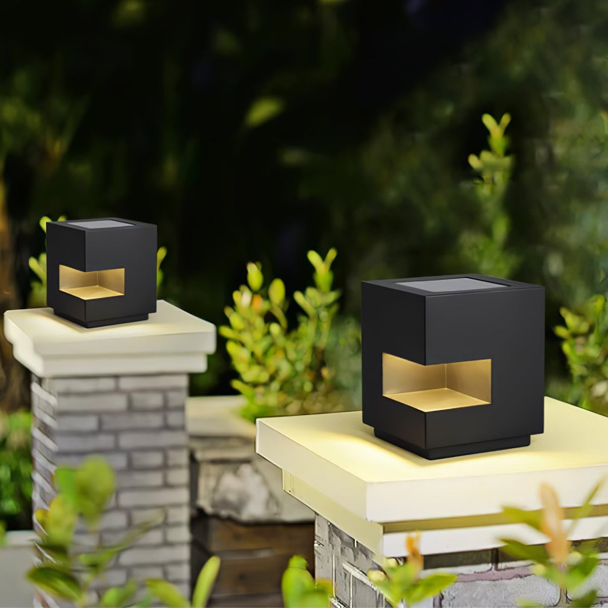 Aki Modern Acrylic -ulkovalaisin